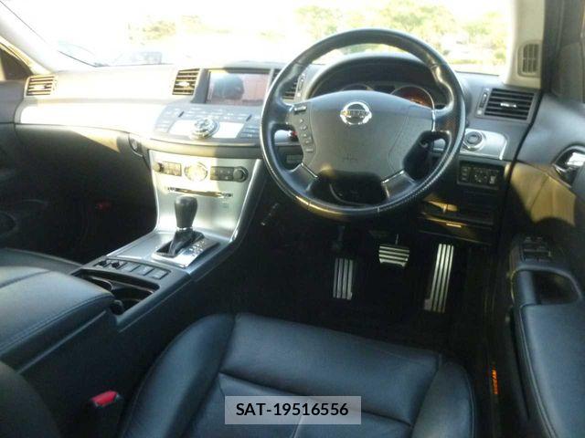 Nissan FUGA 2005-03 7961819-1