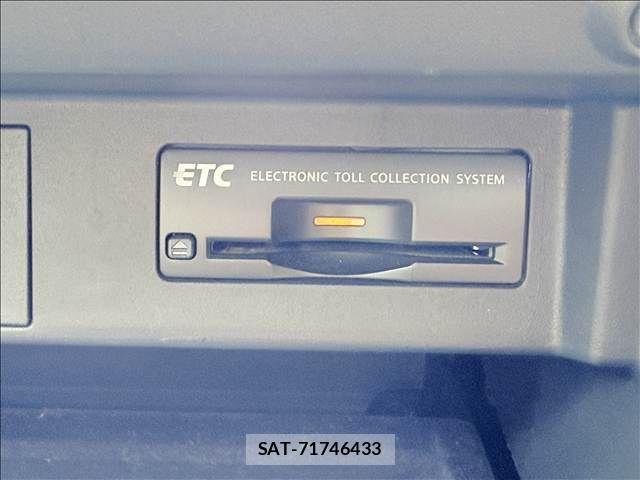 Nissan FUGA 2013-11 7961828-15