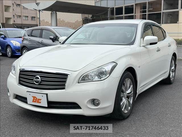 Nissan FUGA 2013-11 7961828-21