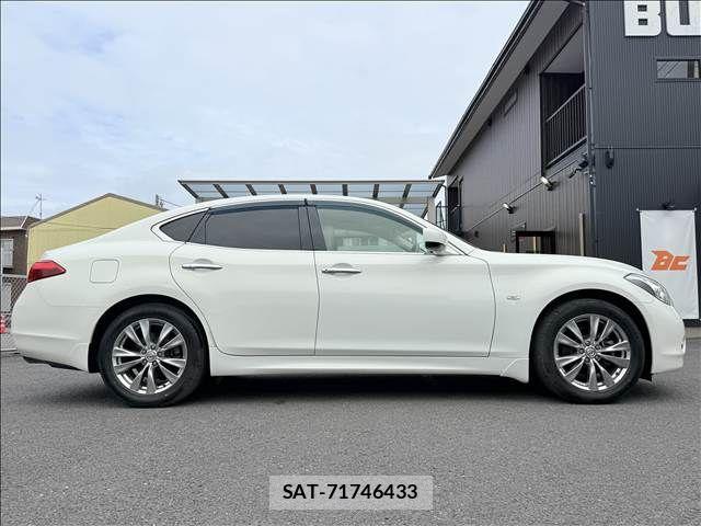 Nissan FUGA 2013-11 7961828-6