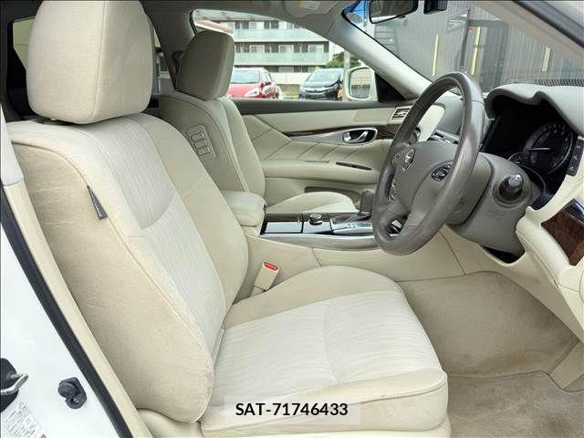 Nissan FUGA 2013-11 7961828-8