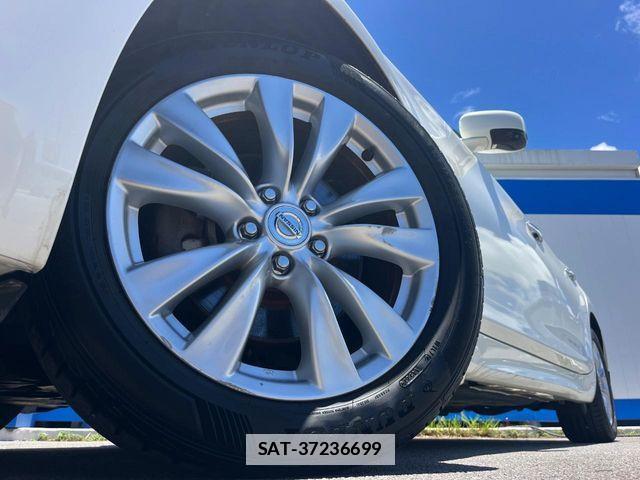 Nissan FUGA 2012-04 7961830-13