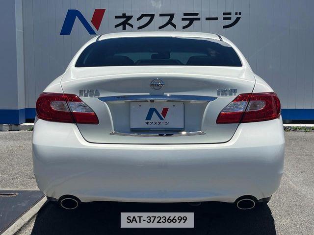 Nissan FUGA 2012-04 7961830-15