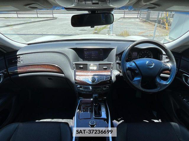 Nissan FUGA 2012-04 7961830-1