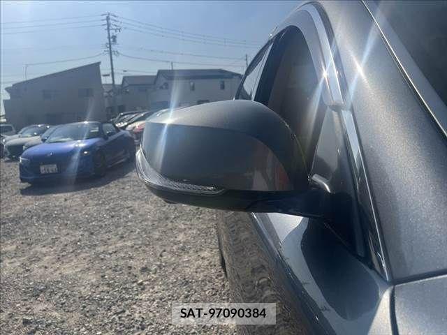 Nissan FUGA 2016-12 7979322-23