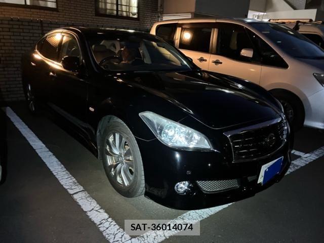 Nissan FUGA 2012-01 8035719-1