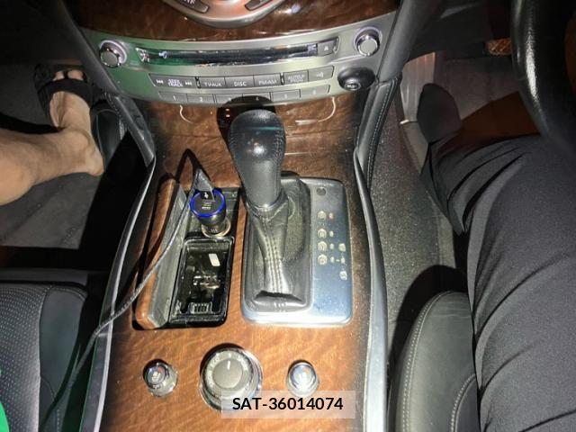 Nissan FUGA 2012-01 8035719-23