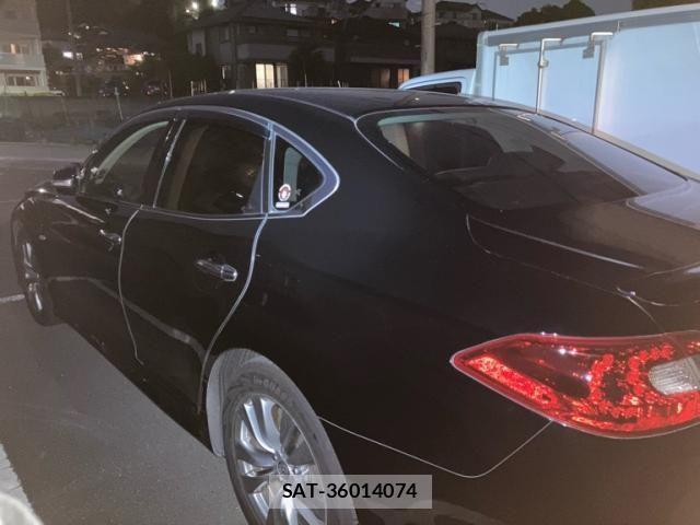 Nissan FUGA 2012-01 8035719-3
