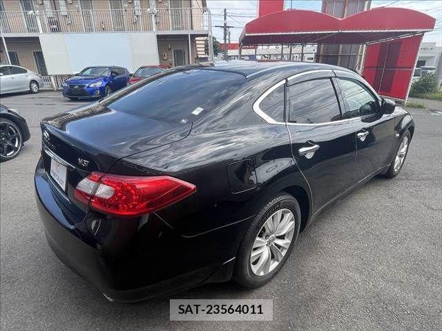 Nissan FUGA 2012-03 8035717-14
