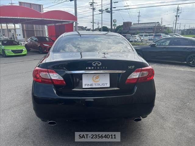 Nissan FUGA 2012-03 8035717-15