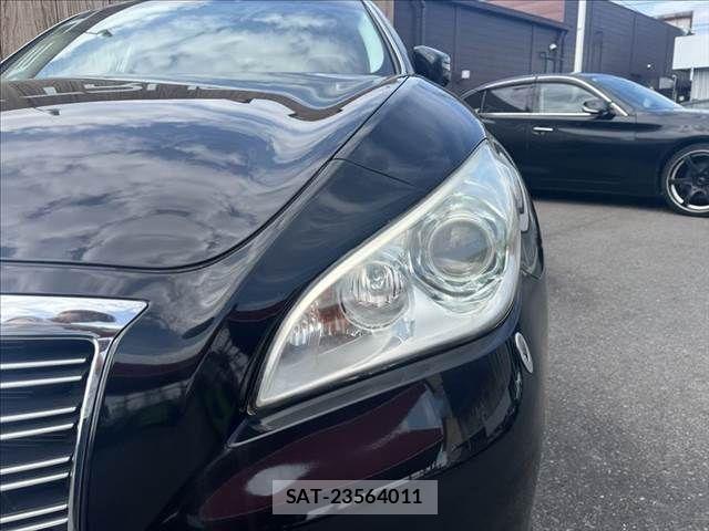 Nissan FUGA 2012-03 8035717-18