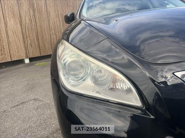 Nissan FUGA 2012-03 8035717-19