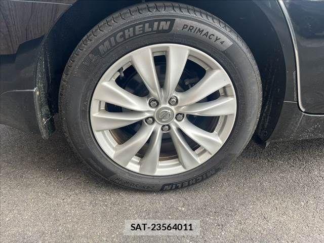 Nissan FUGA 2012-03 8035717-25