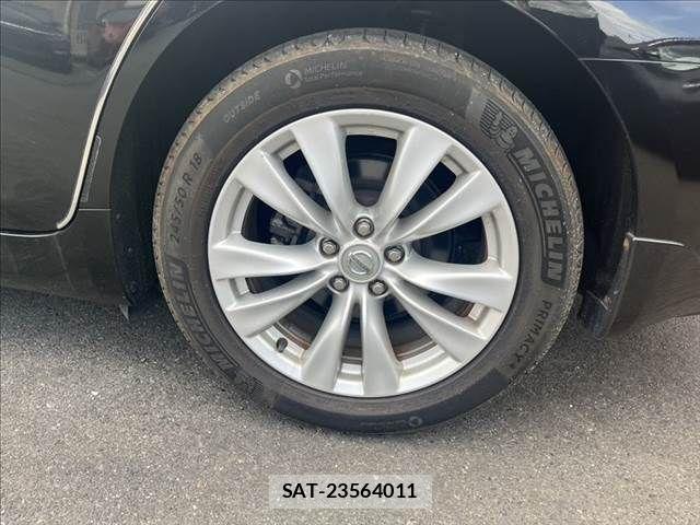 Nissan FUGA 2012-03 8035717-26