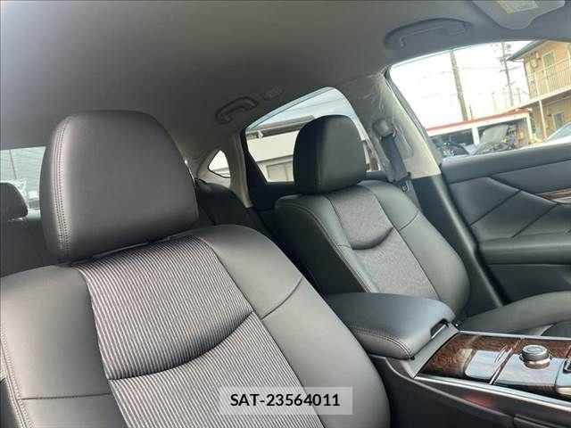 Nissan FUGA 2012-03 8035717-5