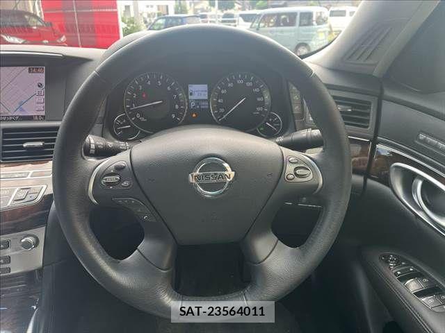 Nissan FUGA 2012-03 8035717-7