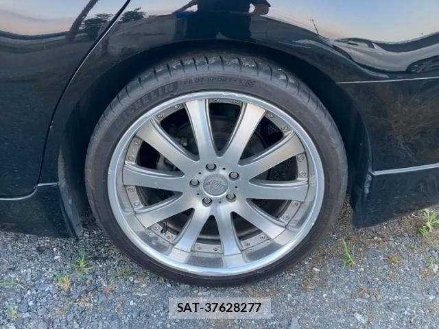 Nissan FUGA 2009-11 8035725-6
