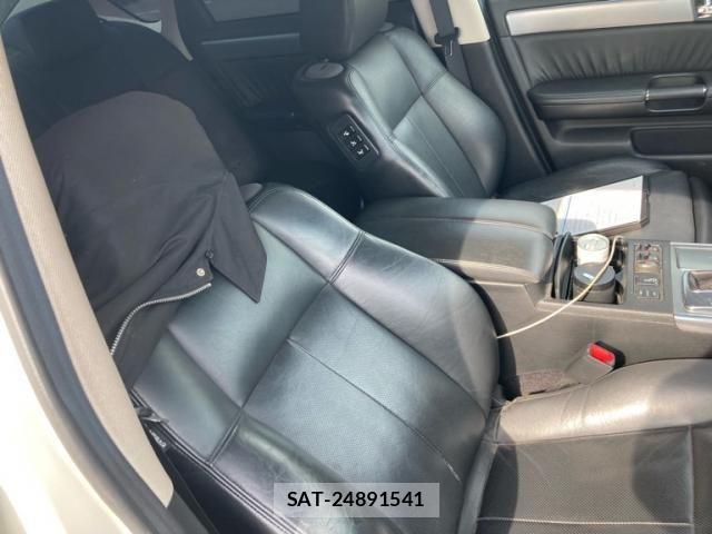 Nissan FUGA 2005-02 8035724-9