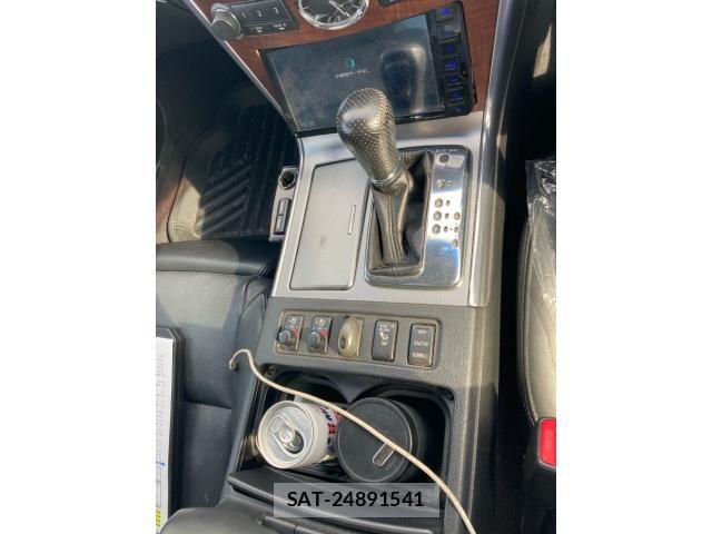 Nissan FUGA 2005-02 8035724-21