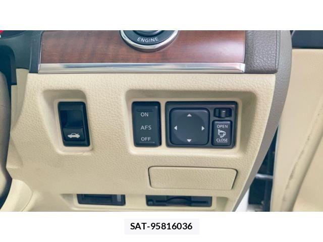 Nissan FUGA 2008-10 8035718-6