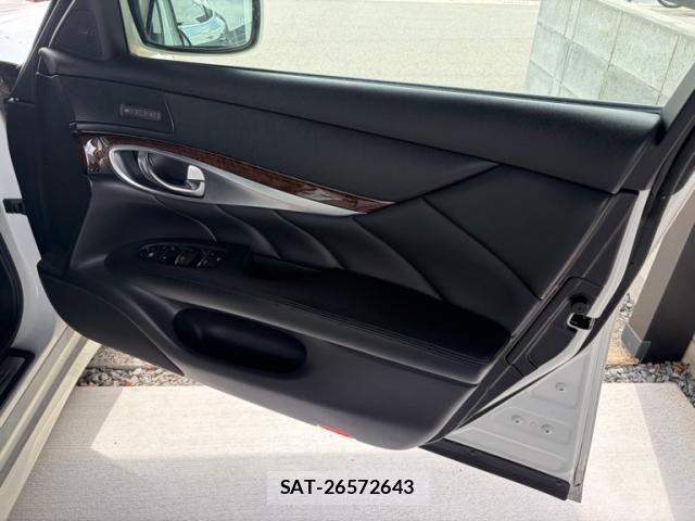 Nissan FUGA 2009-11 8099319-10