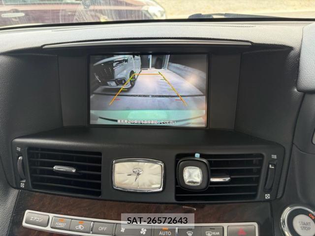 Nissan FUGA 2009-11 8099319-19