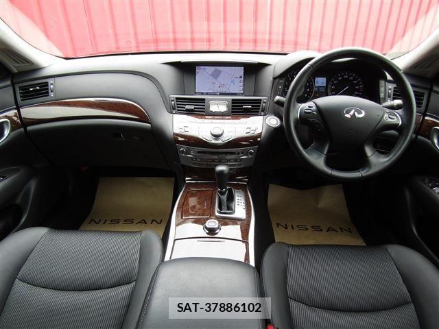Nissan FUGA 2015-05 8099317-2