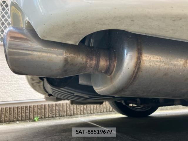 Nissan FUGA 2005-03 8099318-9