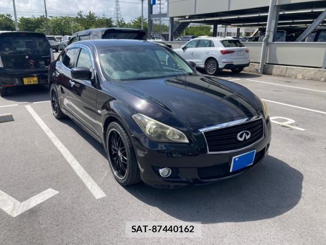 Nissan FUGA 2013-03 8130297-0