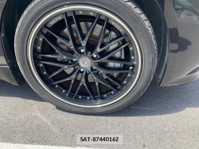 Nissan FUGA 2013-03 8130297-2