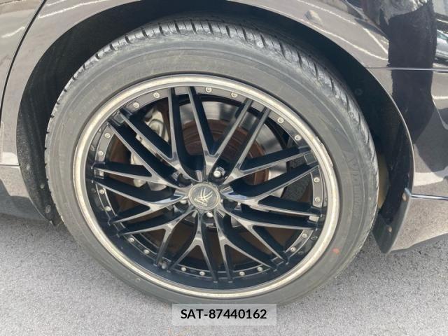 Nissan FUGA 2013-03 8130297-7