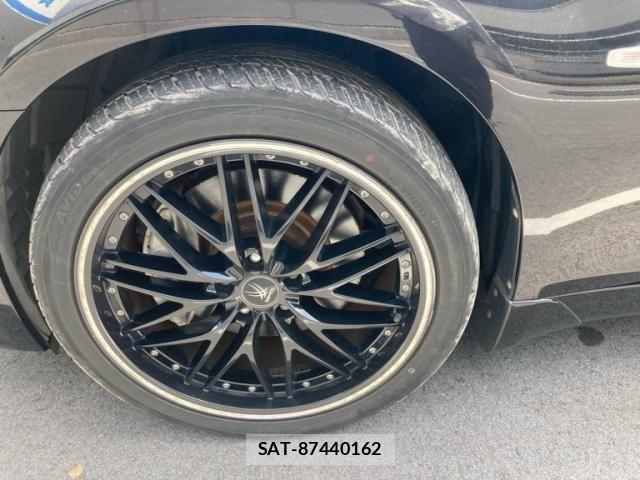Nissan FUGA 2013-03 8130297-8