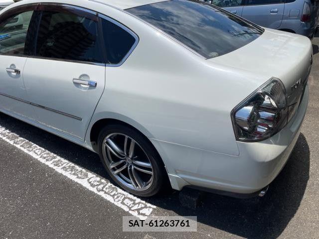 Nissan FUGA 2004-12 8130294-2