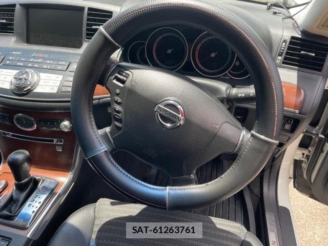 Nissan FUGA 2004-12 8130294-4