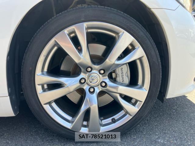 Nissan FUGA 2011-10 8145853-8