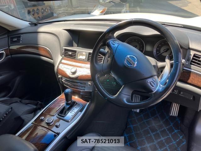 Nissan FUGA 2011-10 8145853-14