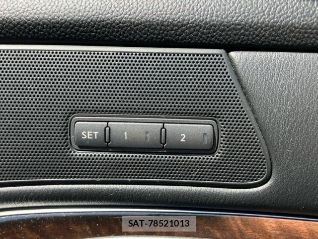 Nissan FUGA 2011-10 8145853-22