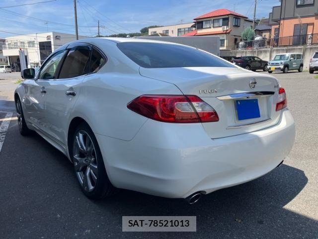 Nissan FUGA 2011-10 8145853-3