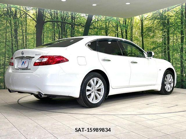 Nissan FUGA 2011-08 8145849-17