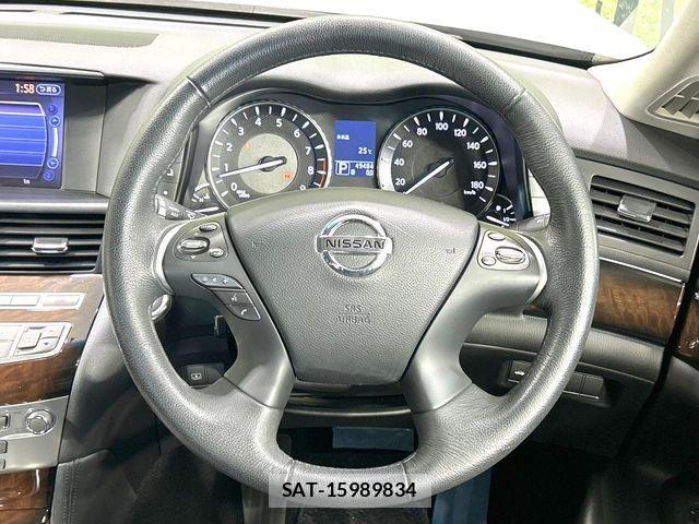 Nissan FUGA 2011-08 8145849-7