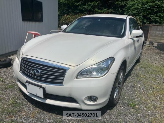 Nissan FUGA 2014-04 8207659-1