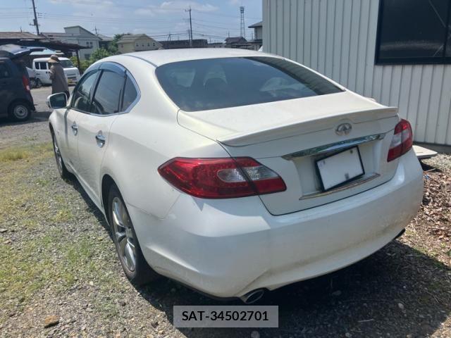 Nissan FUGA 2014-04 8207659-3