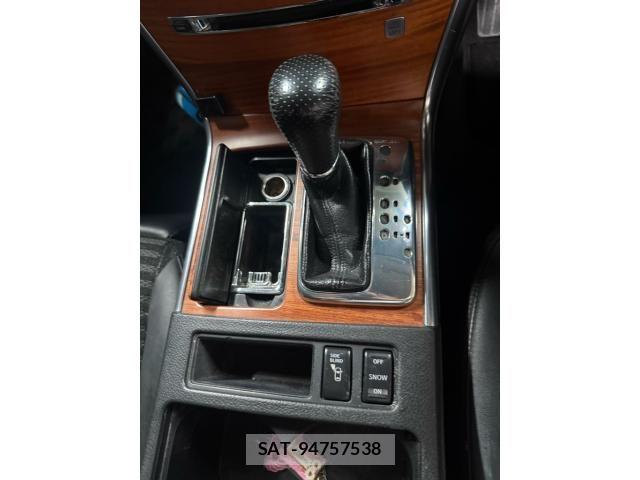 Nissan FUGA 2006-10 8230168-12