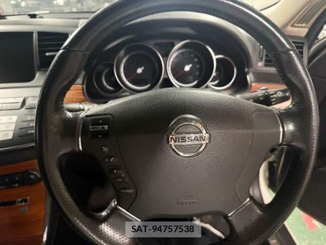 Nissan FUGA 2006-10 8230168-13