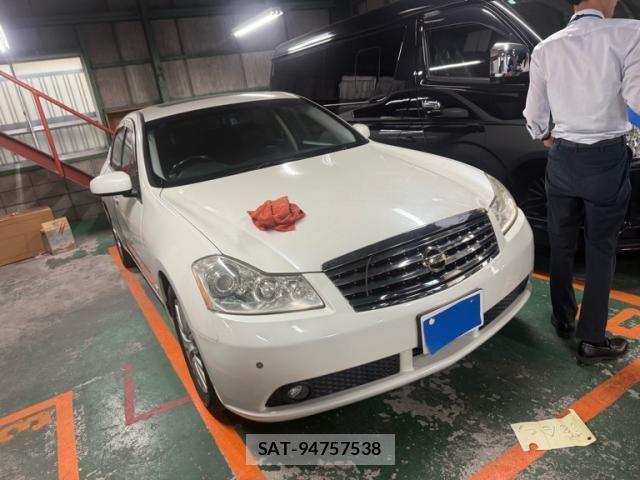 Nissan FUGA 2006-10 8230168-1