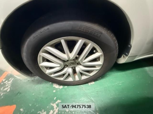 Nissan FUGA 2006-10 8230168-5