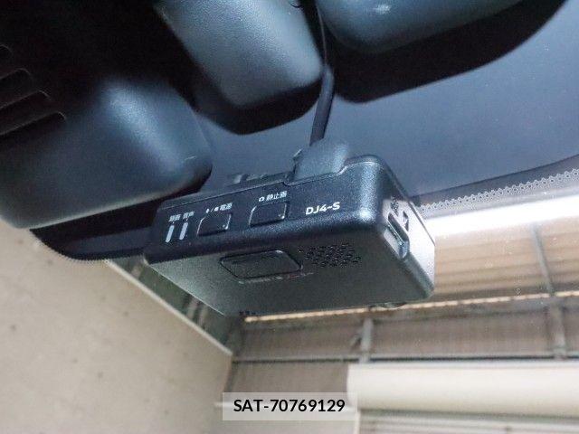 Nissan FUGA 2021-07 8230167-12