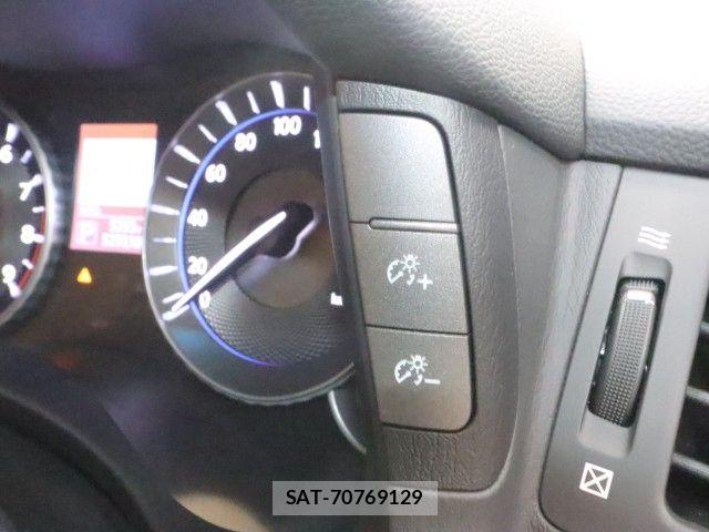 Nissan FUGA 2021-07 8230167-27
