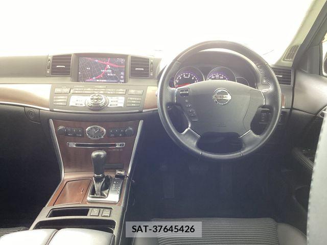 Nissan FUGA 2008-01 8230166-1