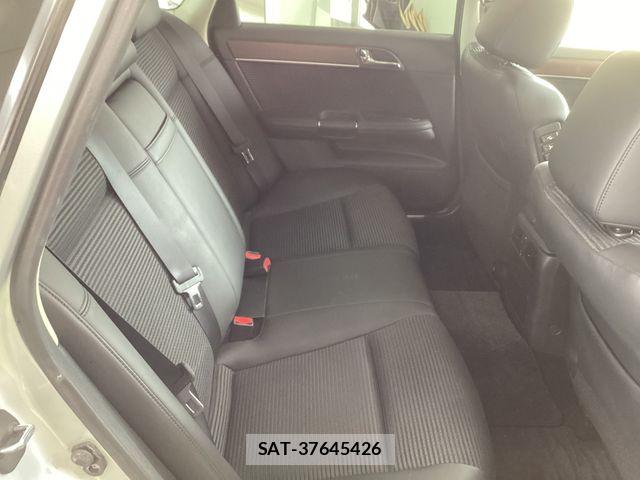 Nissan FUGA 2008-01 8230166-4